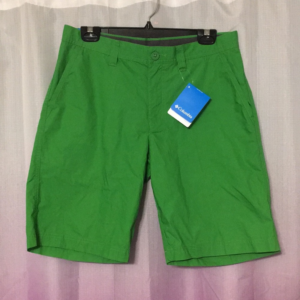 Men’s Green Colombia Shorts 32W & 10L Brand New